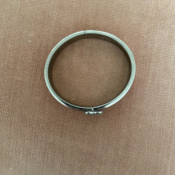 Light pink Coach enamel bangle with heart clasp - Picture 3 of 3